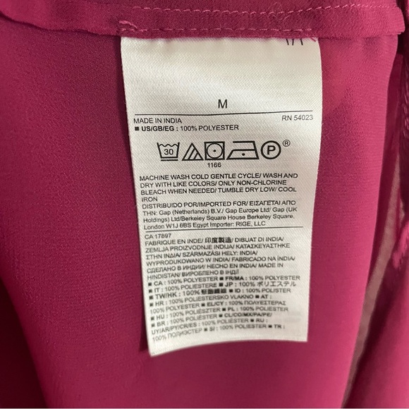 Banana Republic Sheer High Low Pleated Back Sleeveless Top - Picture 7 of 7